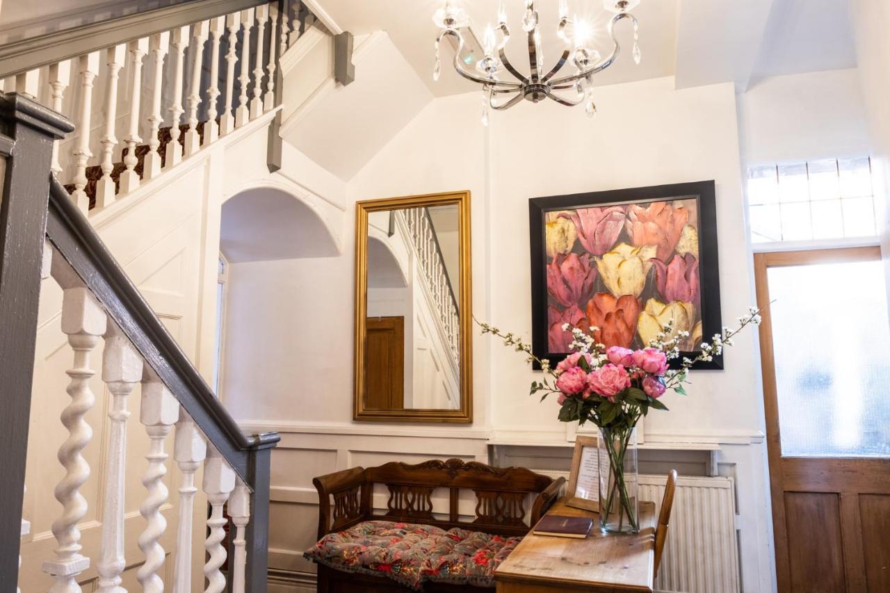 The Tudor Rose Hotel Beverley Bagian luar foto